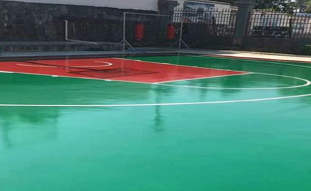 玉树篮球场翻新地面
